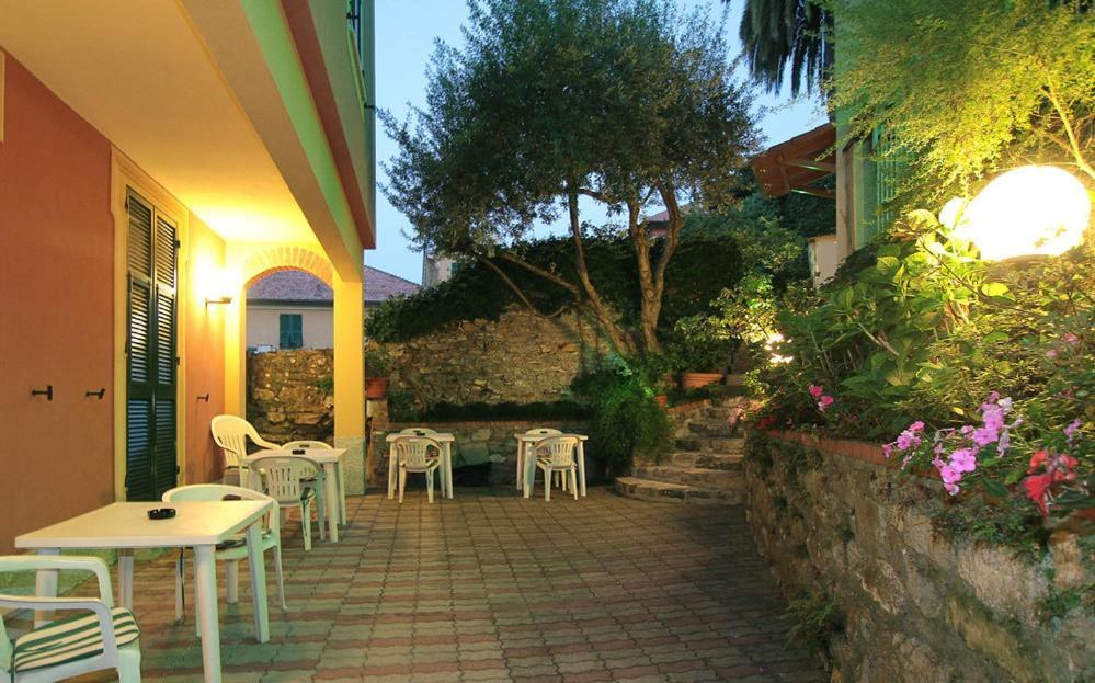 سانتا مارغريتا ليغور Hotel Flory المظهر الخارجي الصورة